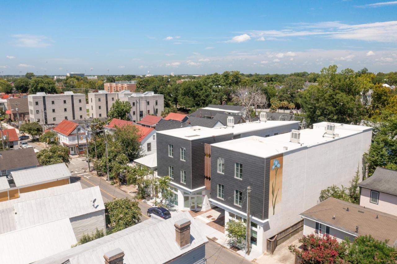 The Iris Hotel Charleston Exterior photo